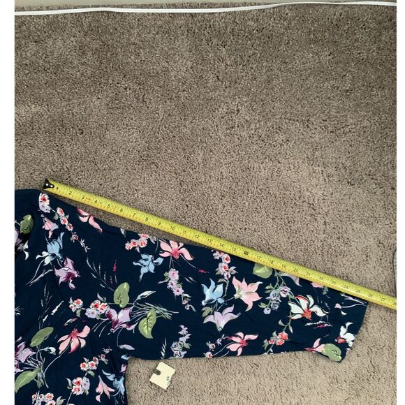 terra & sky Women Top 4X Blue Floral Mixed Media Faux Wrap Relaxed Comfort - Picture 8 of 9